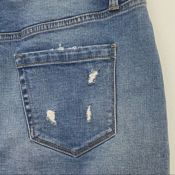 BLANK NYC Distressed Denim and Black Faux Leather Stretchy Mini Skirt Size: 27 - Picture 7 of 12